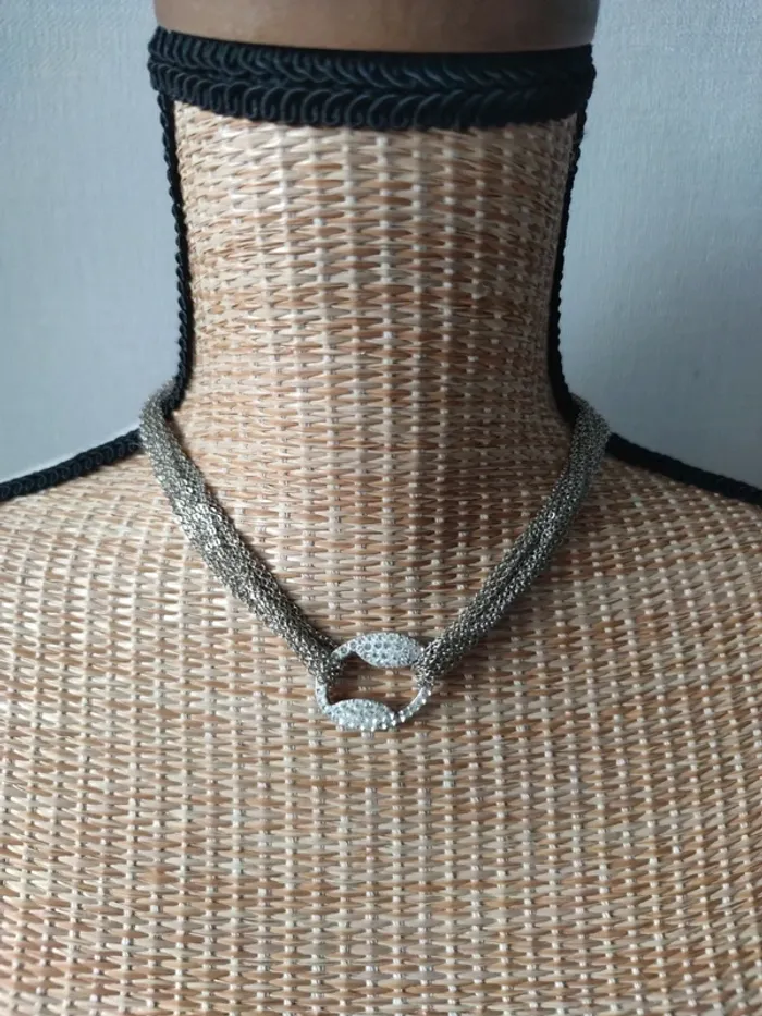 Collier femme neuf