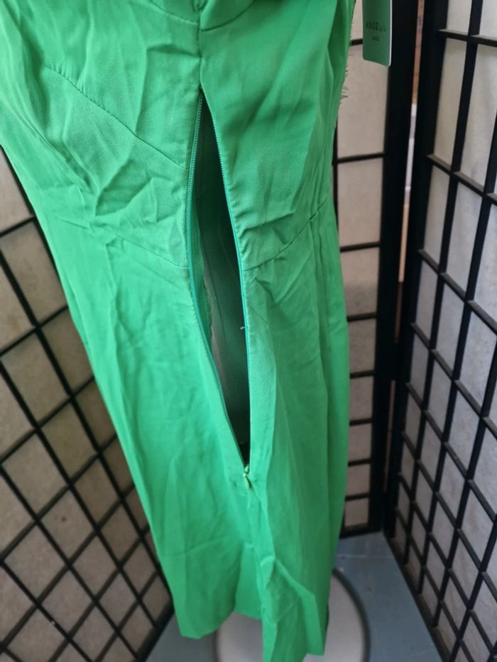 Robe decollete dans le dos - photo numéro 3