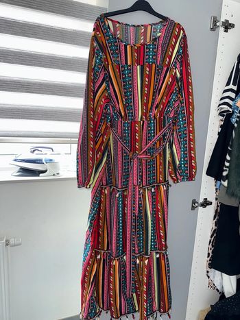 Magnifique robe longue multicouleur , taille 1Xl