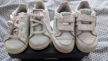 Lot 2 paires baskets Adidas T22 Bon état