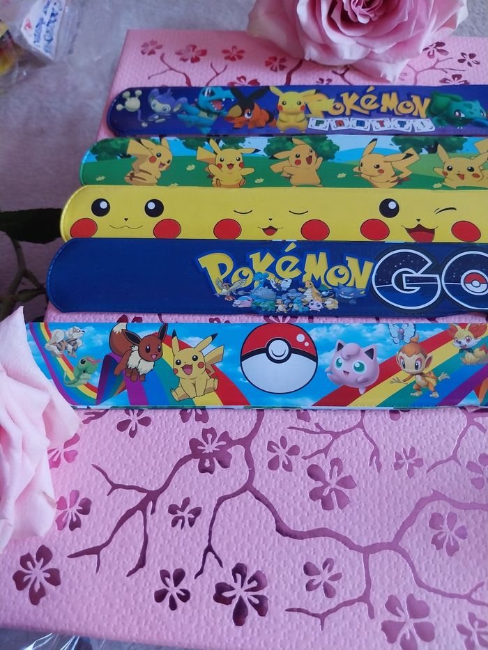 Bracelets à clipser pokemon 1e pour 1 - photo numéro 2