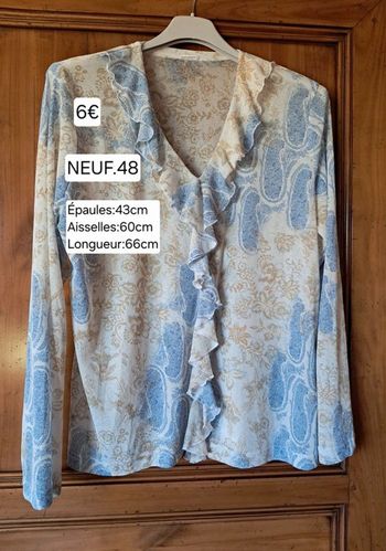 Blouse NEUVE pour femme Taille 48