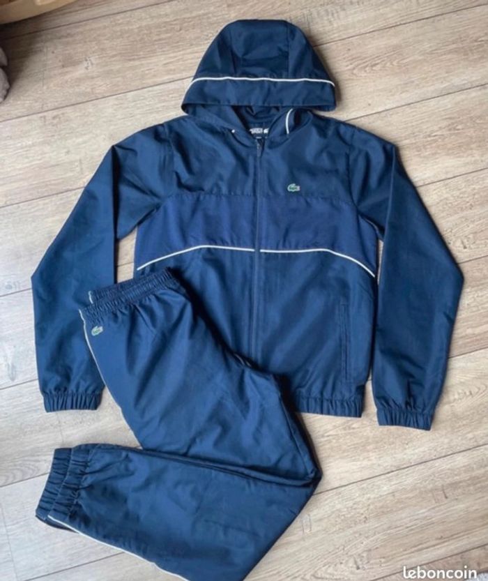 Ensemble jogging Lacoste garçon / fille 16 ans neuf