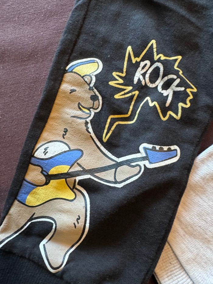 Lot 2 pantalons 3 ans noir et gris - photo numéro 2