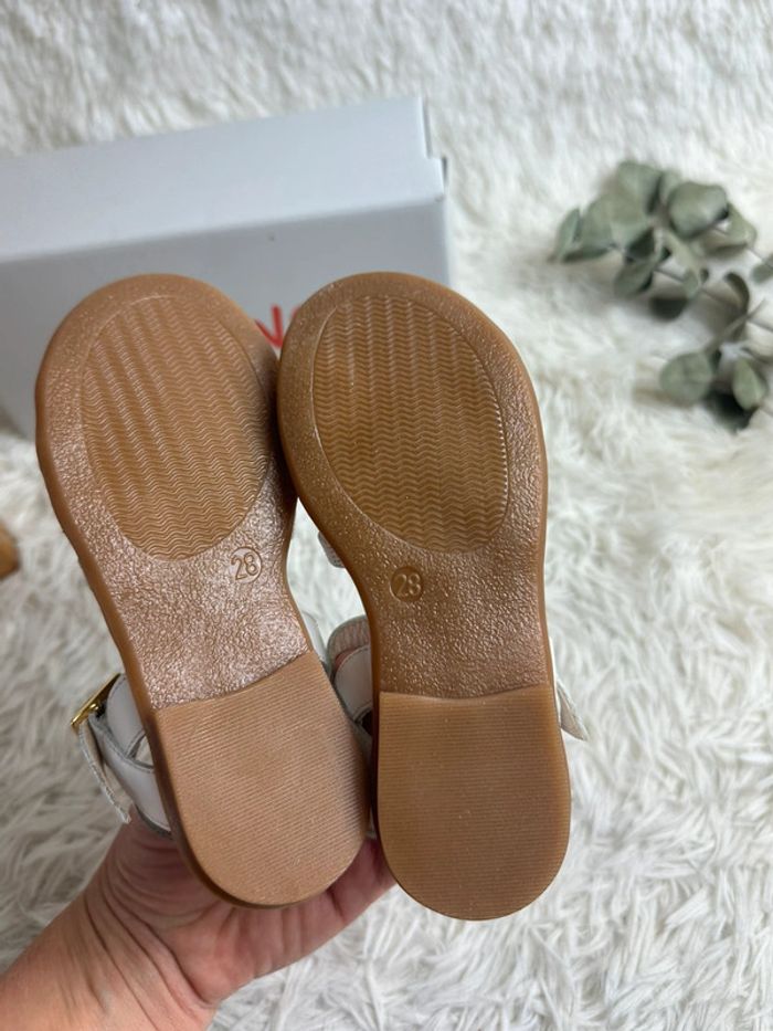 Paire de sandales Reqins taille 28 - photo numéro 5