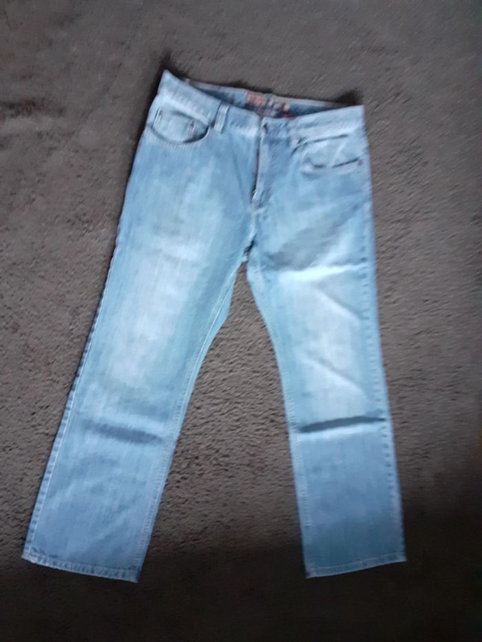 Jeans C&A taille 36/30 - photo numéro 1