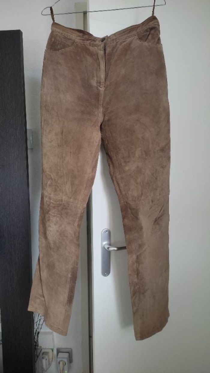 Pantalon daim