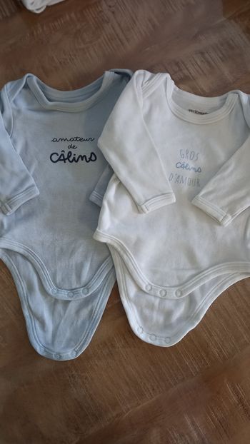 Lot de 2 bodies 3 mois