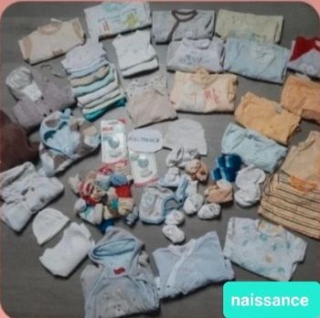 Vêtements disponibles naissance garçon et mixte