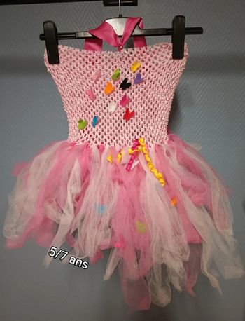 Robe tutu rose et blanche avec papillons, robe de fête cérémonie  ou autre taille 5/7 ans
