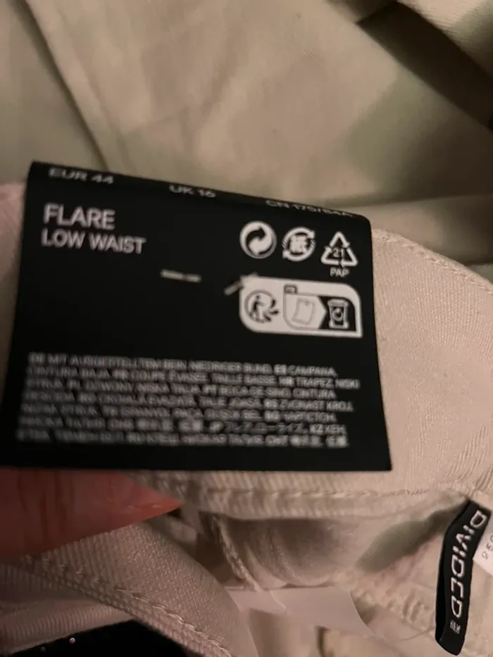 Pantalon en twill modèle flare low waist T46 =EU44 - photo numéro 11