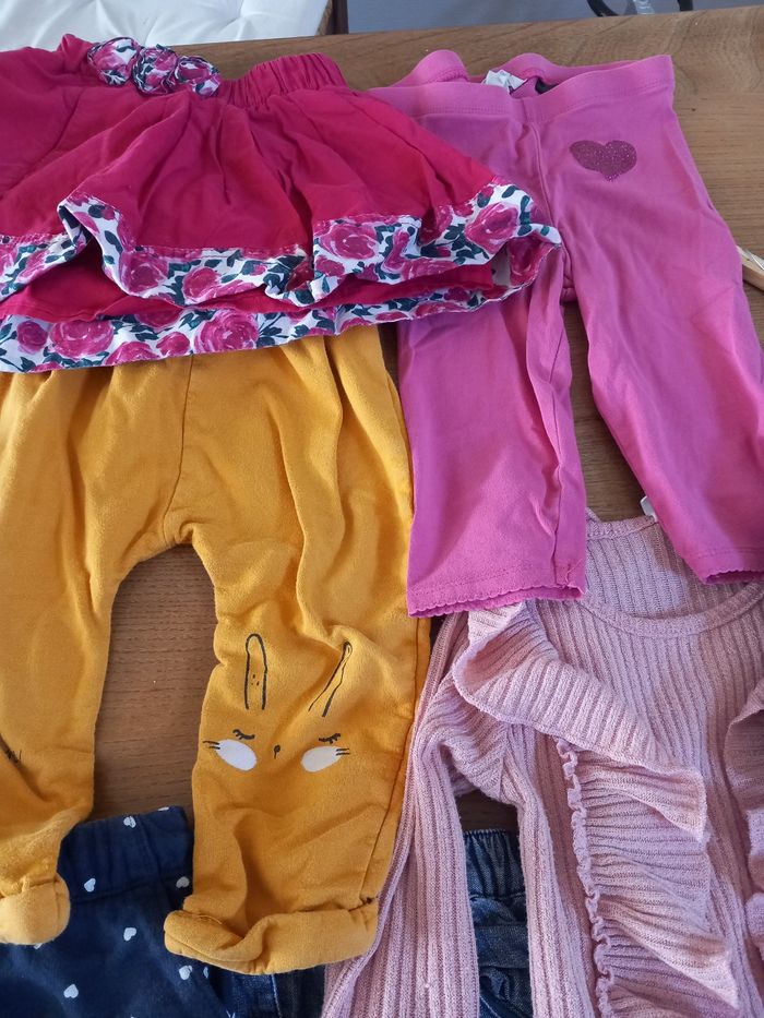 Lot des vêtements - photo numéro 2