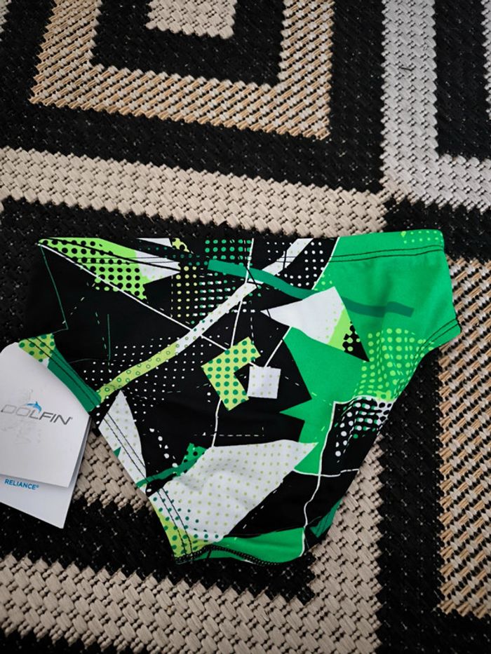 Slip de bain taille 32 dolfin neuf - photo numéro 3