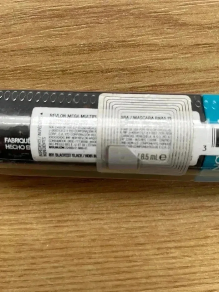Mascara noir revlon neuf - photo numéro 3