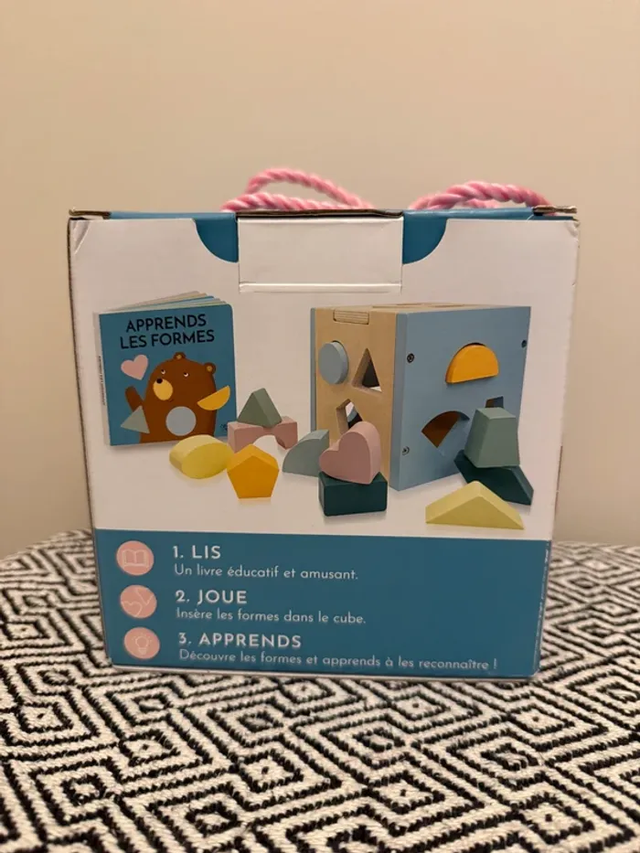 Sassi - Le cube des formes jeu en bois et livre - 18 mois et + - photo numéro 3