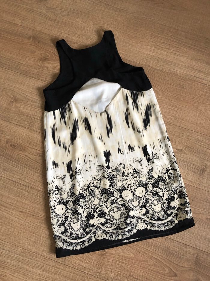 Robe noire et écrue sans manches Silence Noise taille XS jamais portée - photo numéro 8