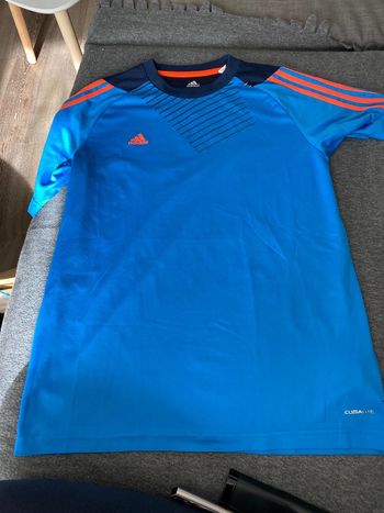 Tee shirt adidas