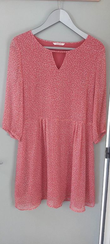 Robe mi longue à fleurs