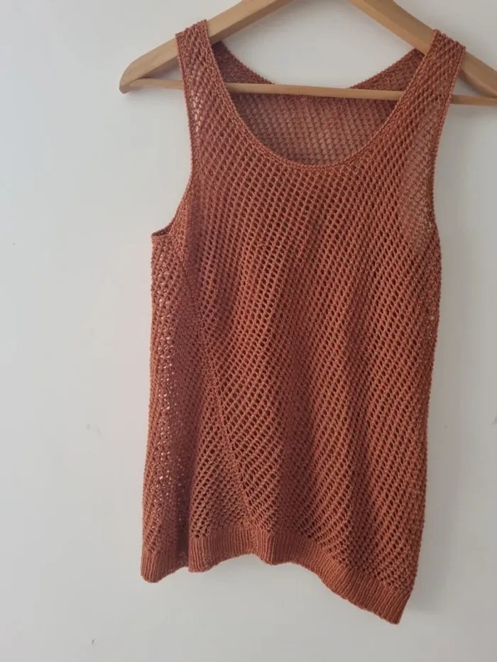 Débardeur maille ajourée vintage terracotta - photo numéro 2