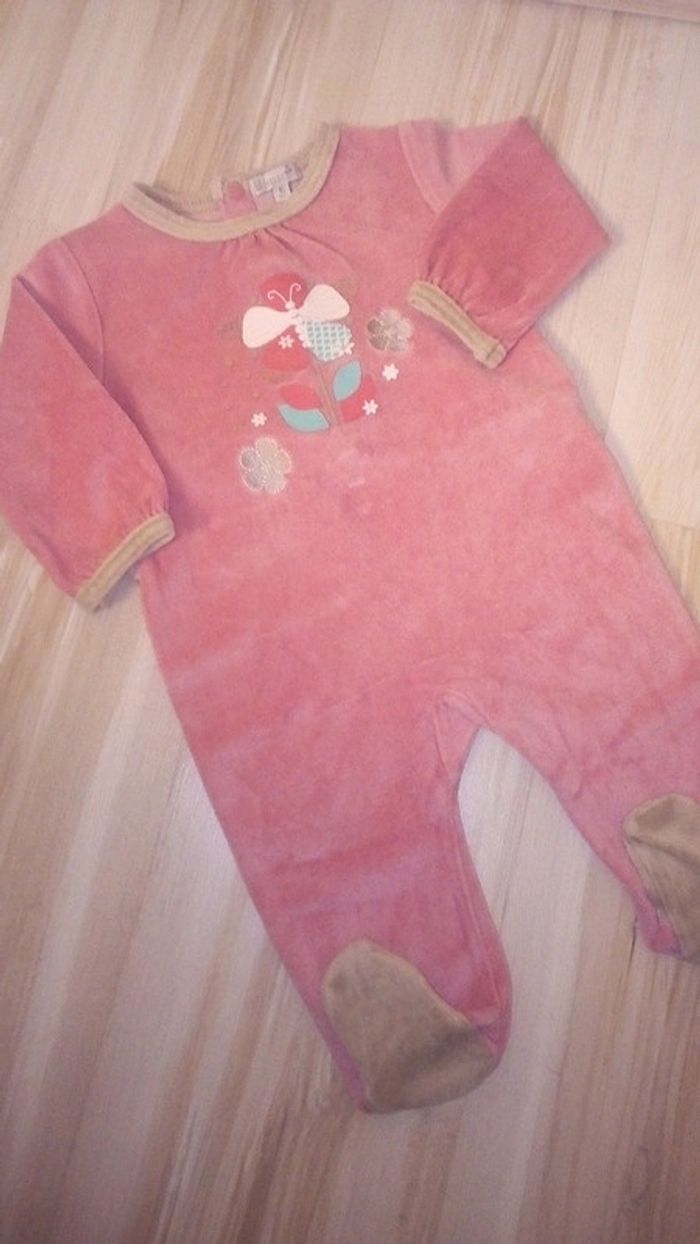 Pyjama velours rose papillons