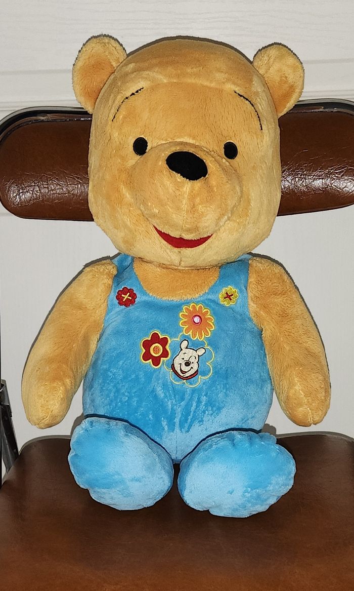 l'ourson  
Peluche Disney Winnie - photo numéro 5