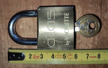 Cadenas atlas by Vachette