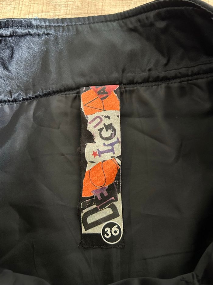 Jupe noire mi longue Desigual taille 36 jamais portée - photo numéro 9