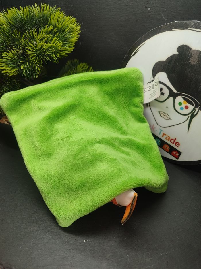 Doudou plat Poisson Némo nicotoy Disney vert orange bleu violet Blanc Carré Plat - photo numéro 2