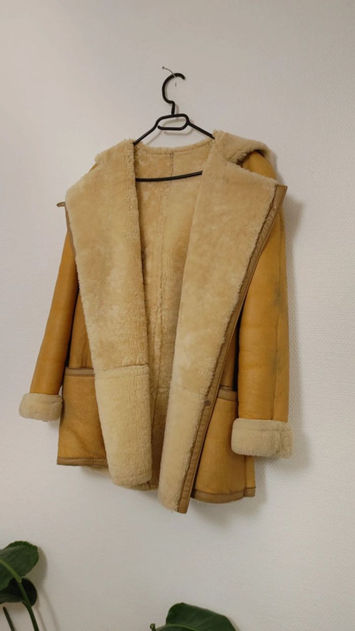 Beau manteau en peau de mouton retourné Shearling montone capuche laine blanche - photo numéro 2