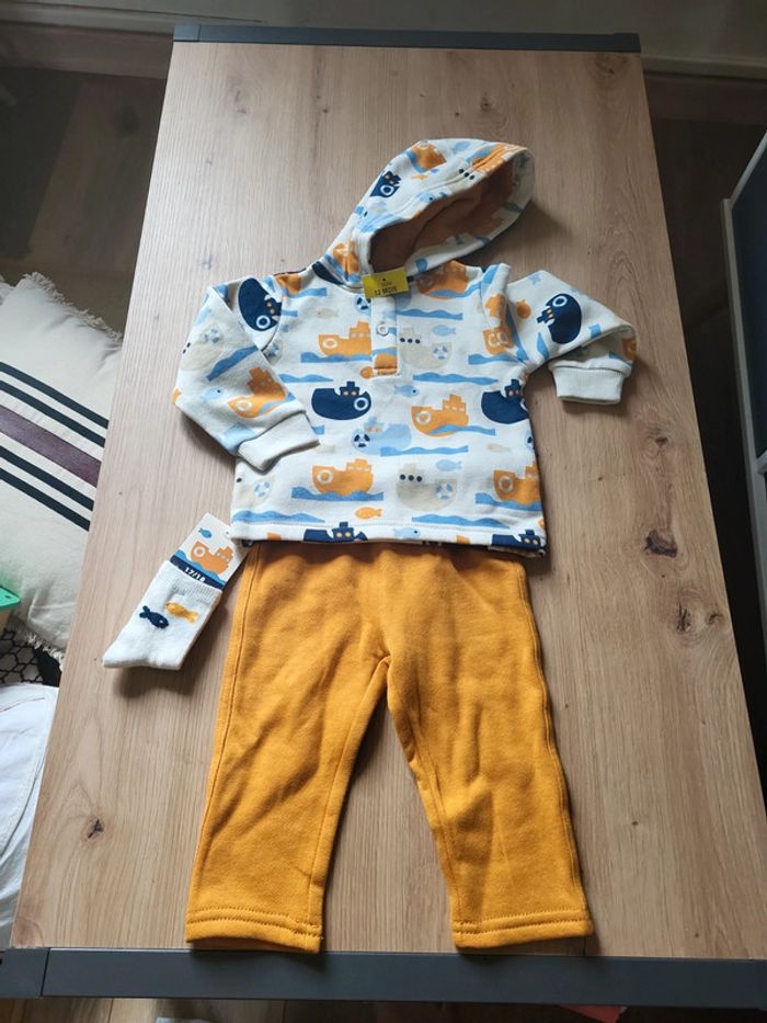 Ensemble bateaux 12 mois