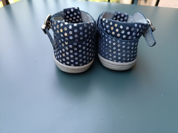 Chaussures bellamy taille 22 - photo numéro 2