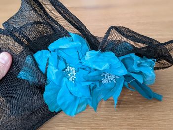 Bandeau mariage noir et fleurs turquoise