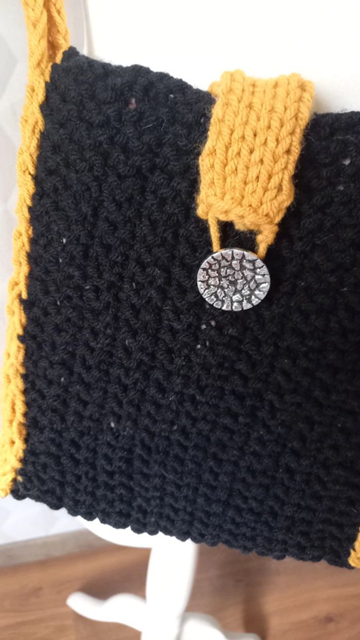 Pochette bandoulière fait main - photo numéro 4