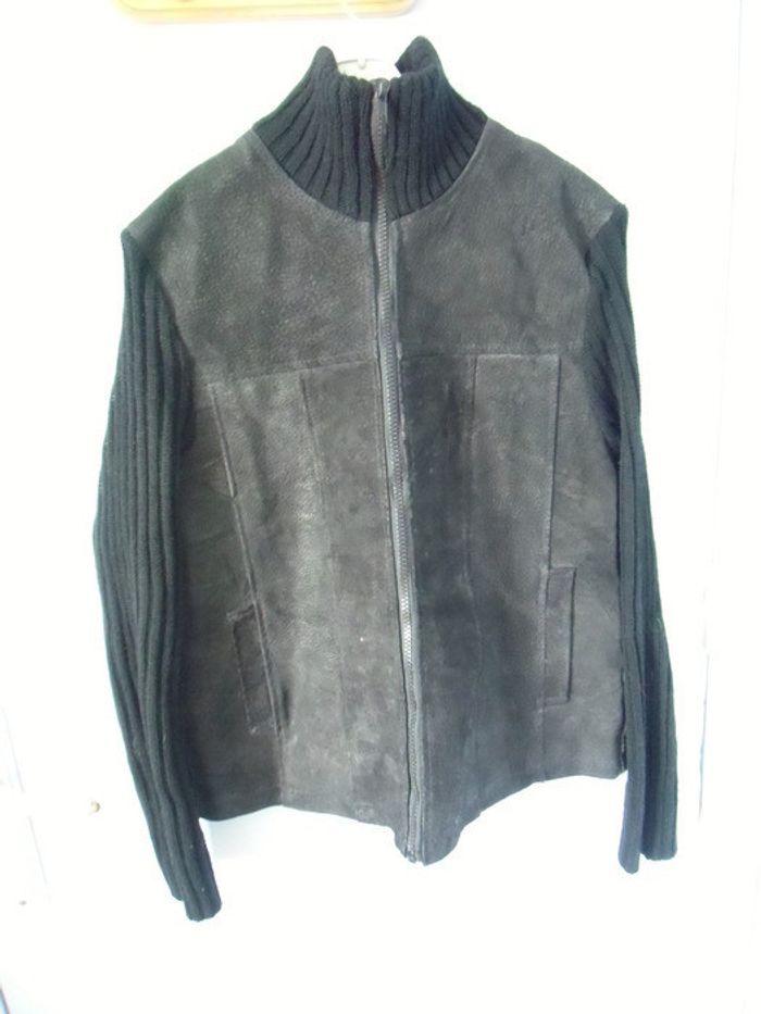 Blouson noir manches et col en laine