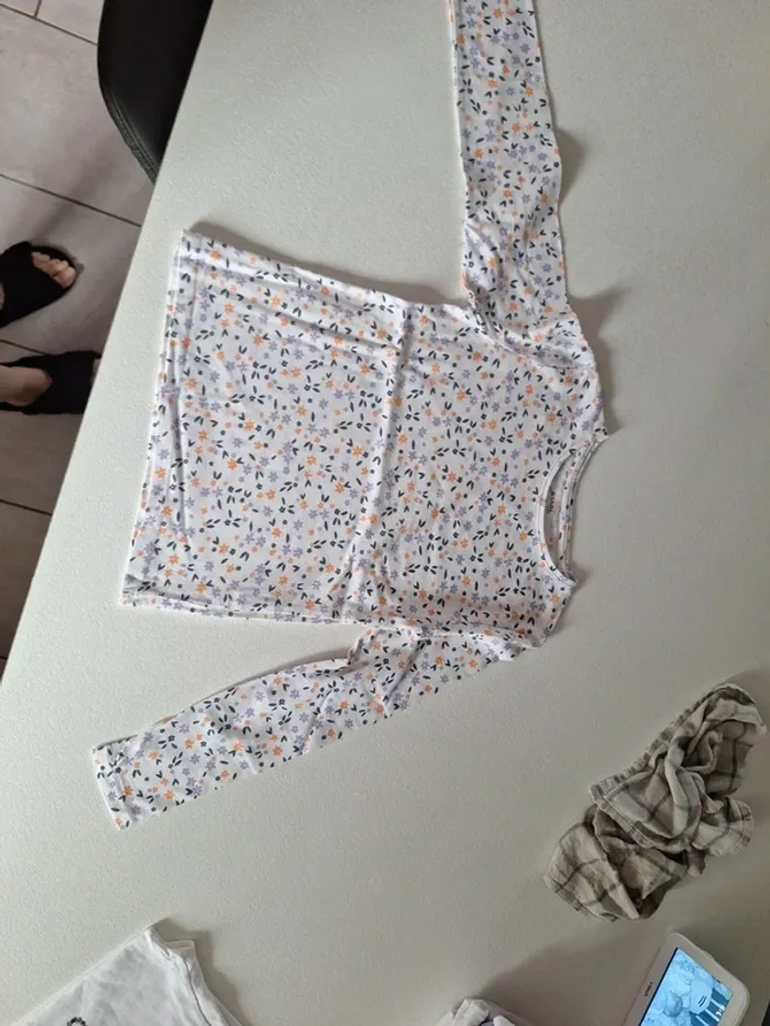 12 t-shirts manches longues - photo numéro 10