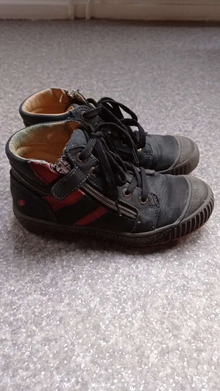 Bottines GBB garçon p.30 bout abîmé (mon fils a traîné les pieds) - photo numéro 9
