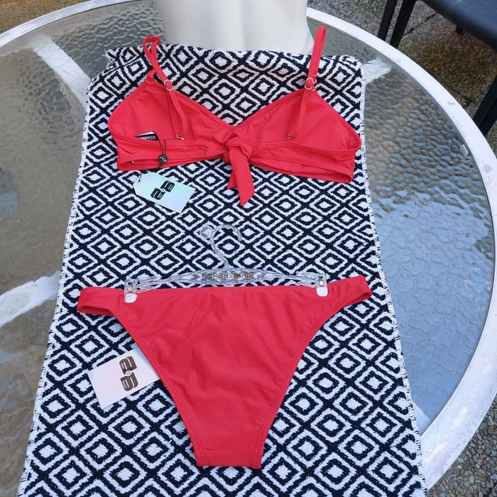 Maillot de bains neuf taille L - photo numéro 2