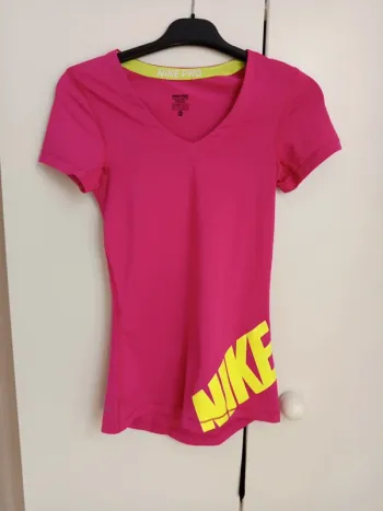 Tee shirt fille Nike Pro