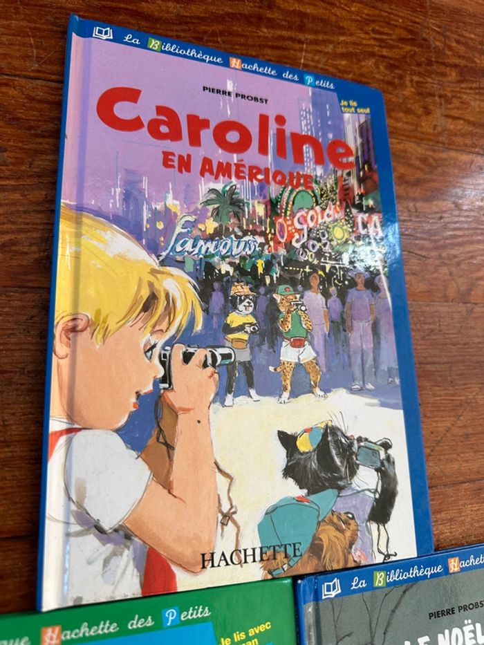 Lot B : Livres bibliothèque Hachette des petits Le Noël de Caroline, en Amérique, Fête - photo numéro 4