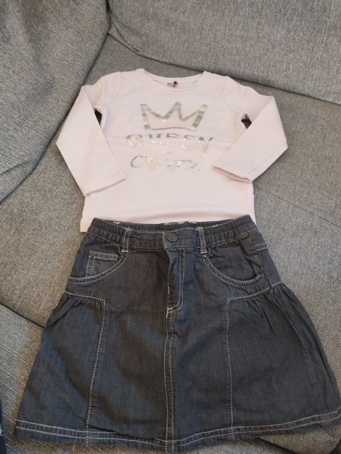 Jupe taille 23 mois+ tee-shirt taille 2 ans