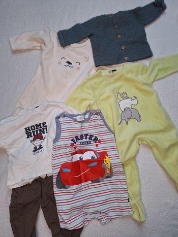 Lot de vêtements bébé garçon 9mois