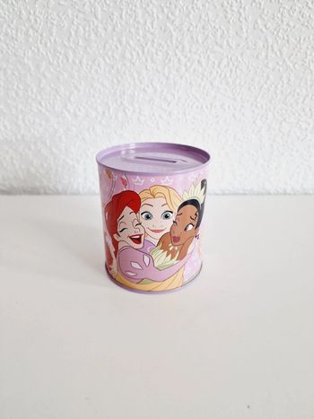 Disney - Tirelire en métal - Princesses (Blanche-Neige, Pocahontas, Ariel etc) - Neuve !