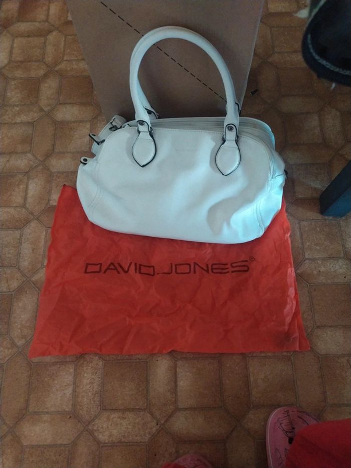 Sav à main David Jones neuf