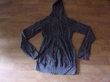 Veste sweat BERSHKA grise et têtes de mort taille S TBE