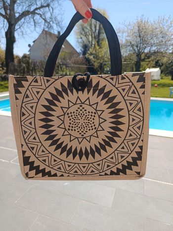 Sac toile de jute motifs ethniques
