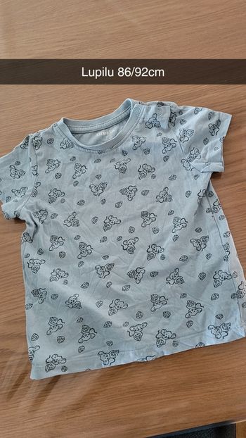 Tee shirt