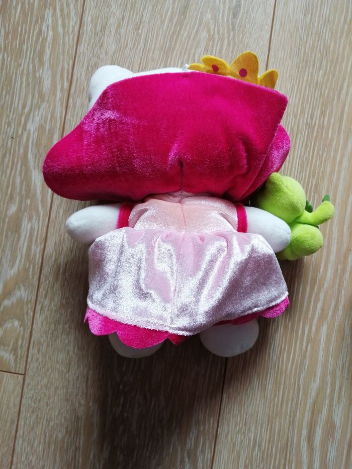 Peluche Hello Kitty - photo numéro 2