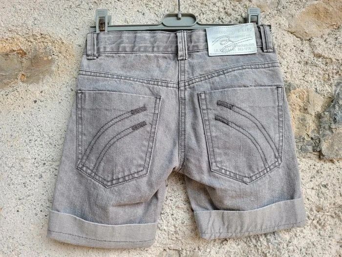 Superbe bermuda en jeans gris délavé B-Karo, 8 ans - photo numéro 2