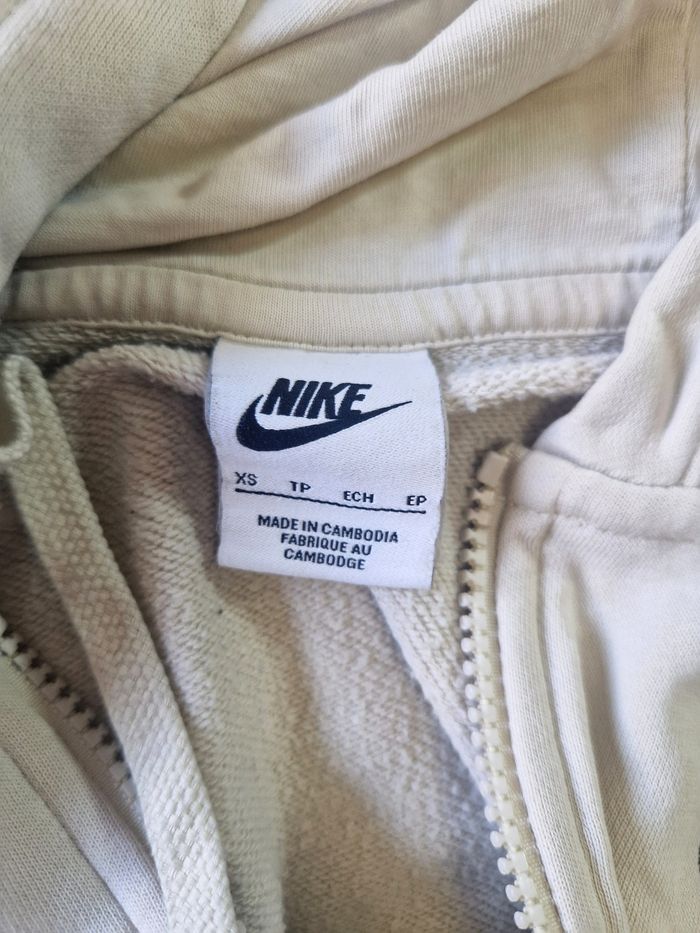 Veste  à capuche  , femme   , Nike , taille XS - photo numéro 9
