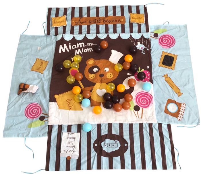 Tapis d’éveil sensoriel avec balles